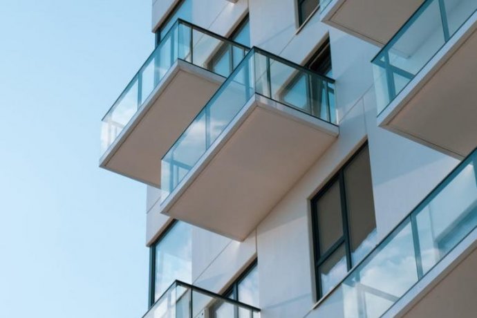 Início dos Trabalhos de Construção de um Edifício de Habitação